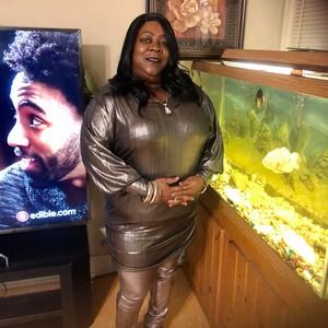 Meet your Posher, Elva